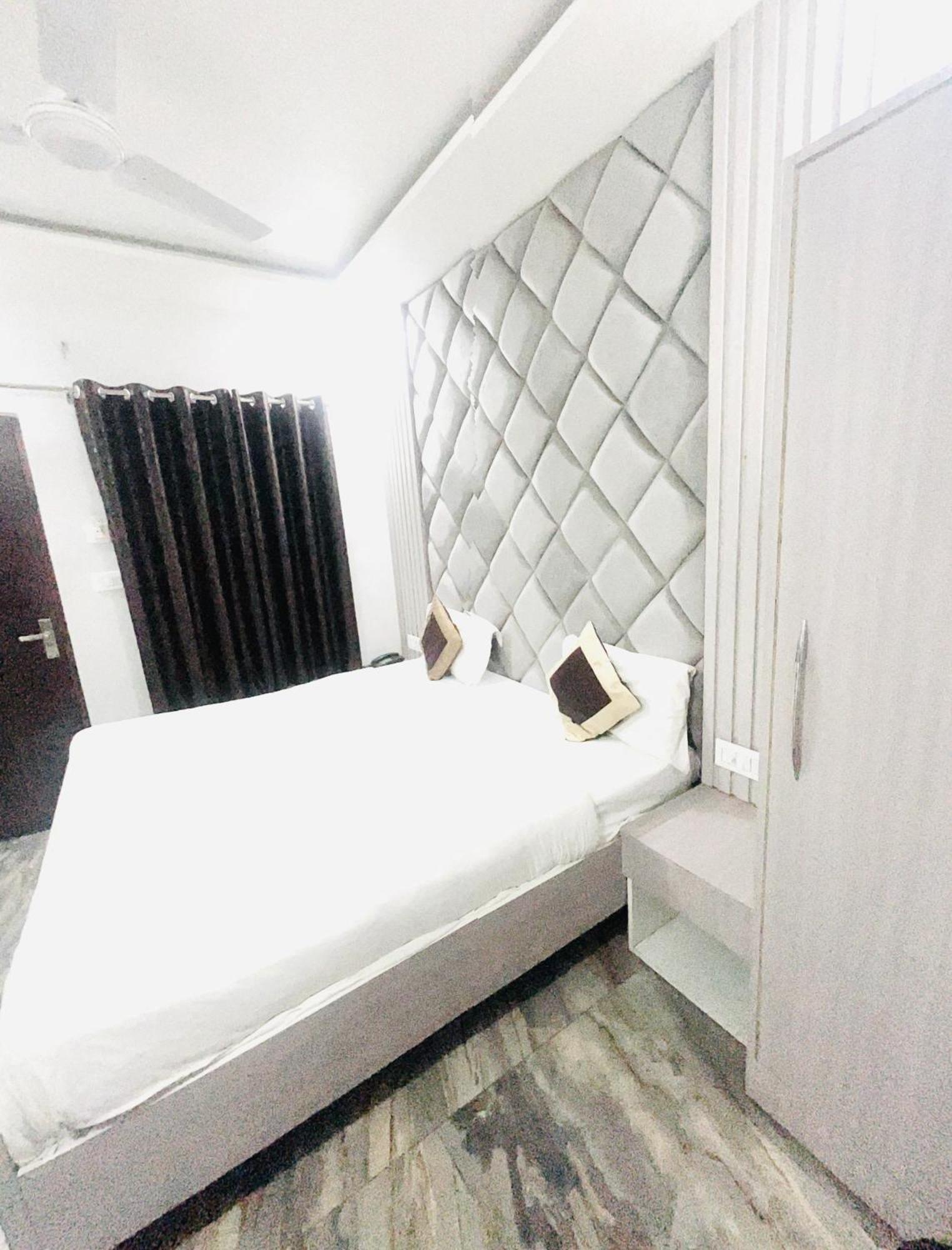 Hotel Green Apple Bareilly Eksteriør billede